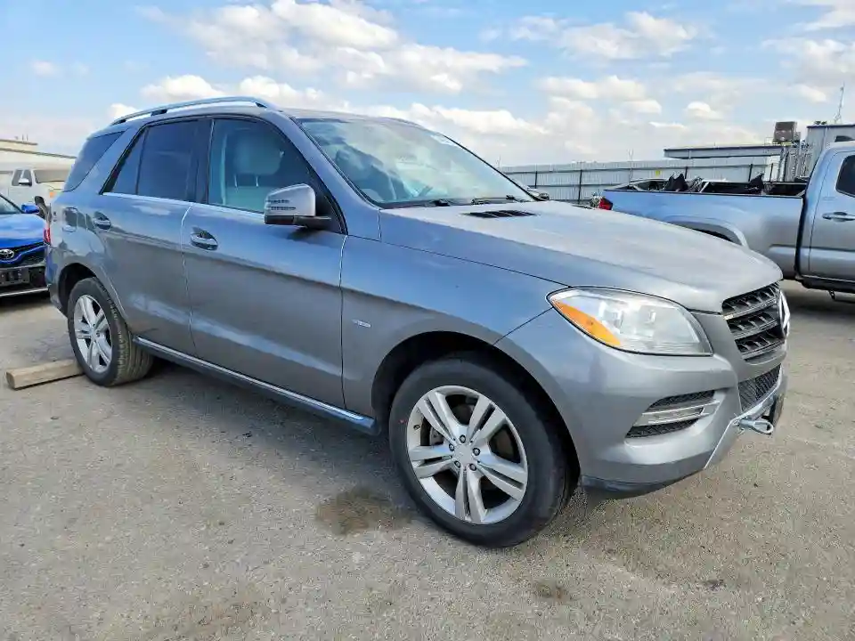 4JGDA2EB5CA008593 2012 MERCEDES-BENZ M-CLASS-3