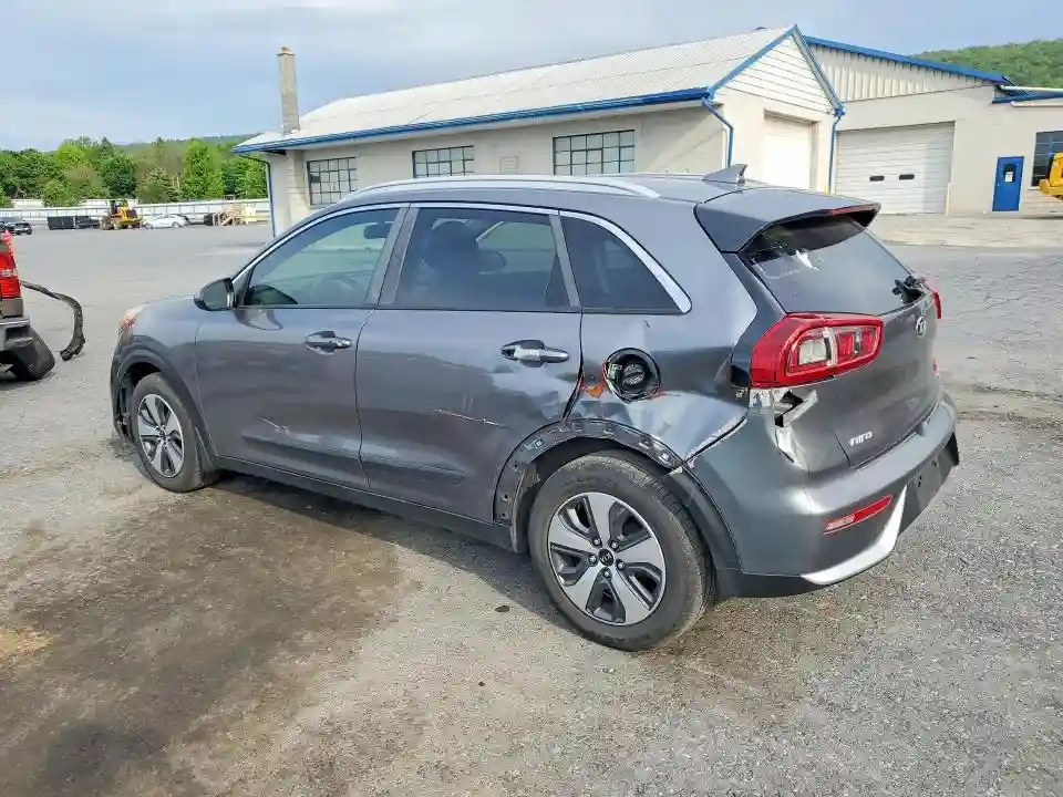 KNDCB3LC5H5104688 2017 KIA NIRO-1
