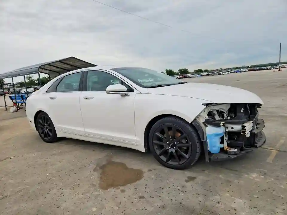 3LN6L2J90ER831429 2014 LINCOLN MKZ-3