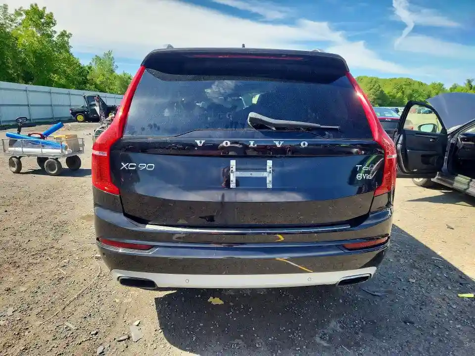 YV4A22PK7G1052289 2016 VOLVO XC90-5