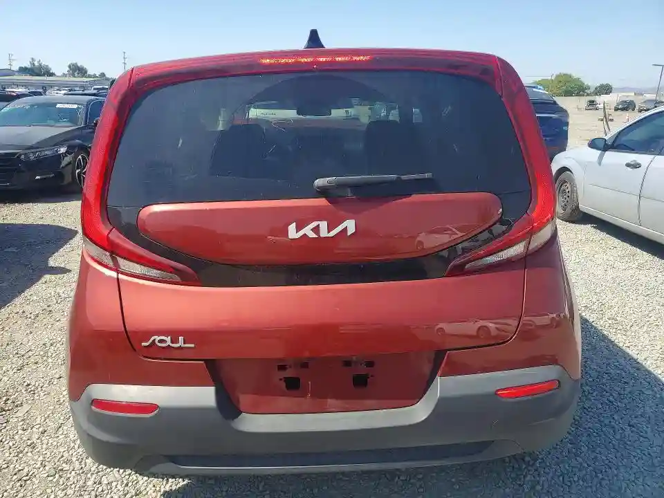 KNDJ23AU2N7837008 2022 KIA SOUL-5