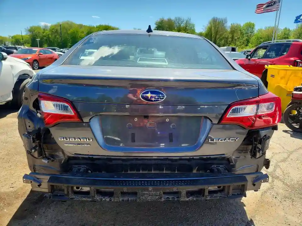 4S3BNAN66J3022677 2018 SUBARU LEGACY-5