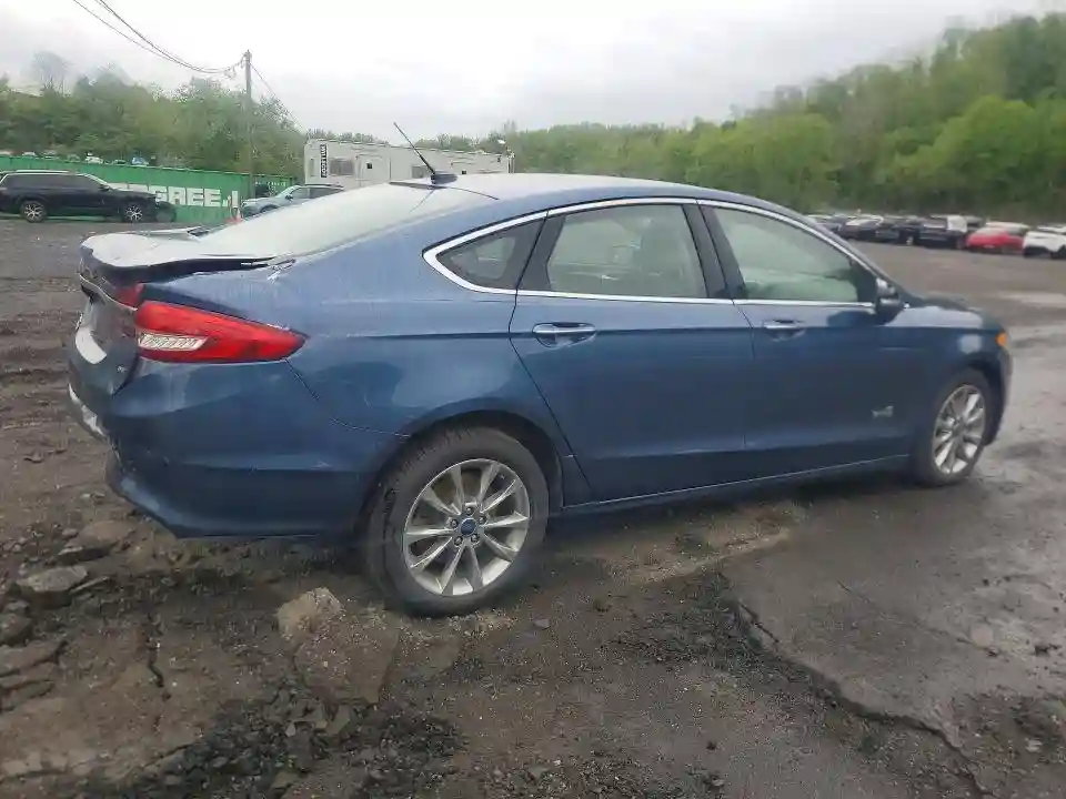 3FA6P0PU2JR196254 2018 FORD FUSION-2
