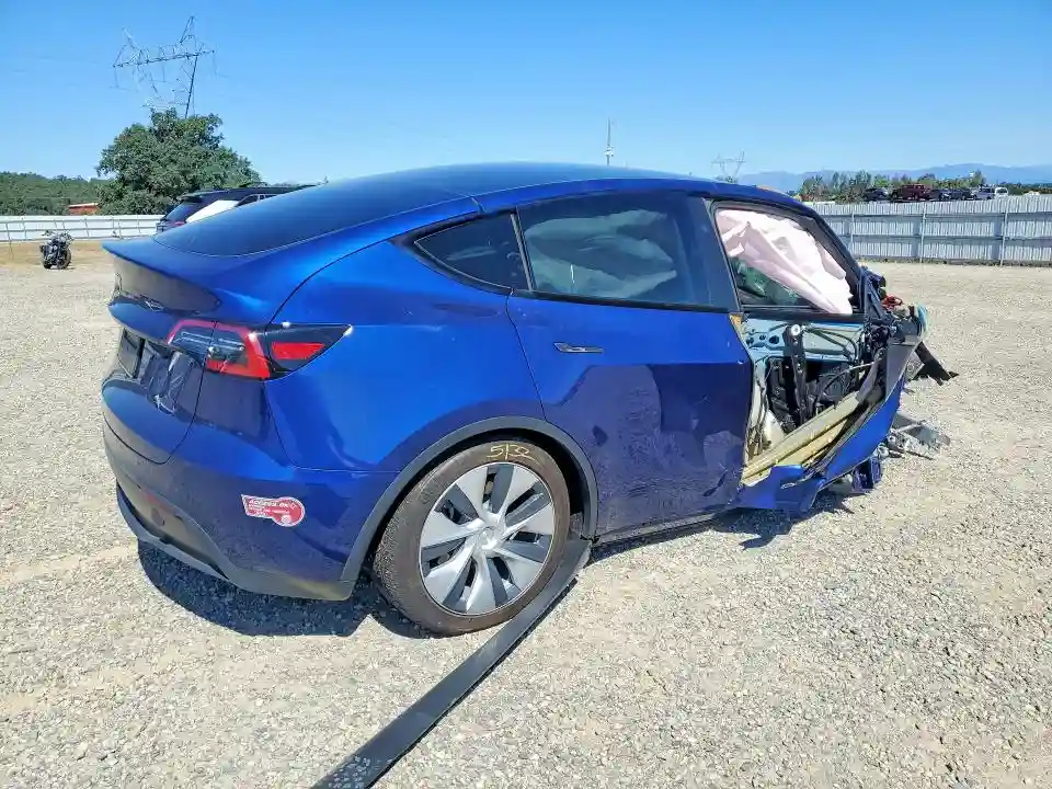 7SAYGDED2PF966690 2023 TESLA MODEL Y-2