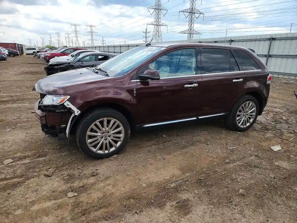 2LMDJ8JKXCBL16232 2012 LINCOLN TOWNHOUSE MKX-0