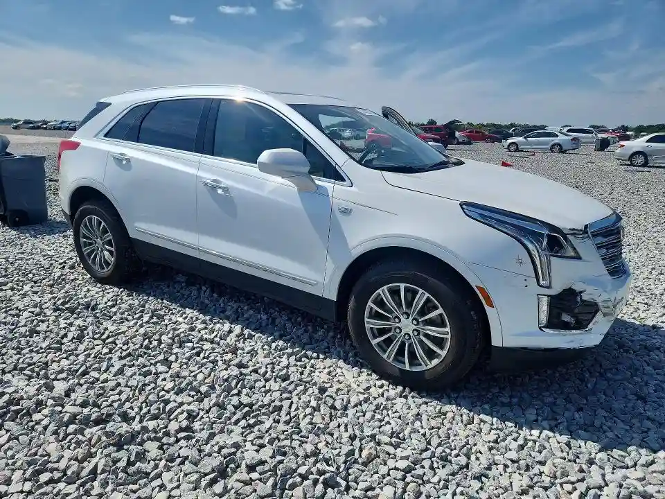 1GYKNDRS8KZ156110 2019 CADILLAC XT5-3