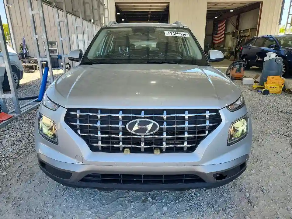 KMHRC8A33PU212914 2023 HYUNDAI VENUE-4
