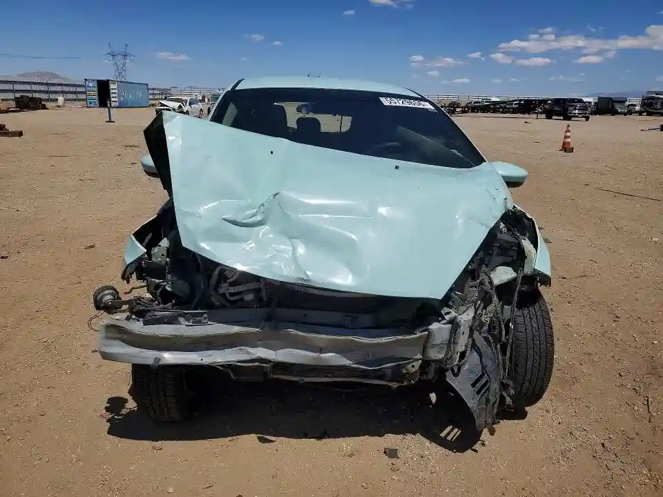 3FADP4EJ8HM137885 2017 FORD FIESTA-4