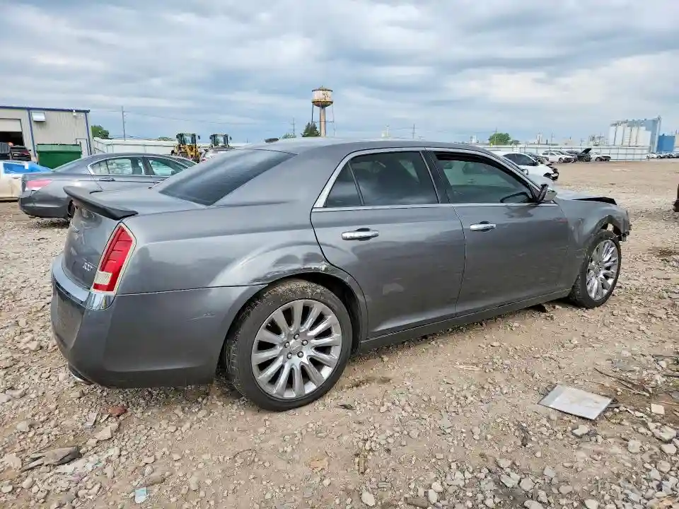 2C3CA5CG3BH524584 2011 CHRYSLER 300-2