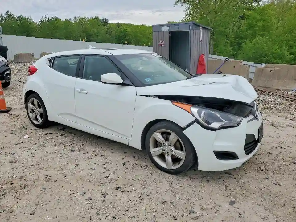 KMHTC6AD0CU036496 2012 HYUNDAI VELOSTER-3
