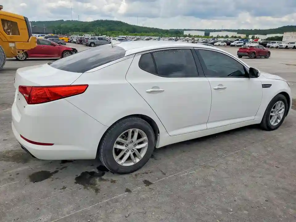 KNAGM4A78D5382533 2013 KIA OPTIMA-2