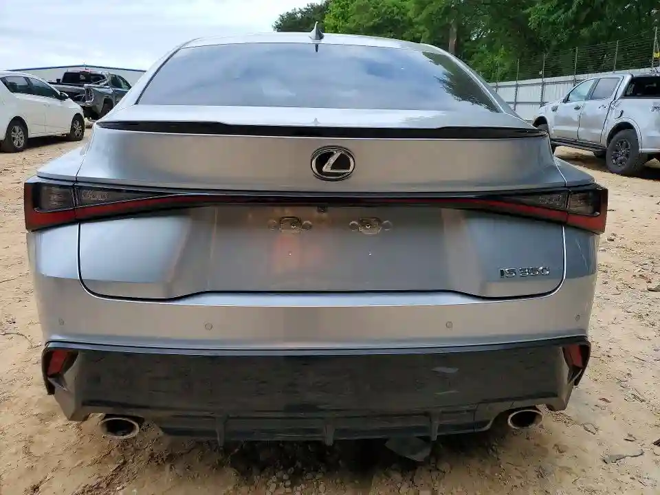 JTHGZ1B29N5051983 2022 LEXUS IS-5