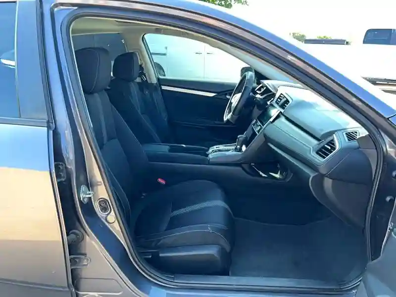 19XFC2F7XJE031850 2018 HONDA CIVIC-4