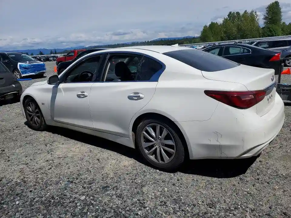 JN1CV7AP2JM240232 2018 INFINITI Q50-1