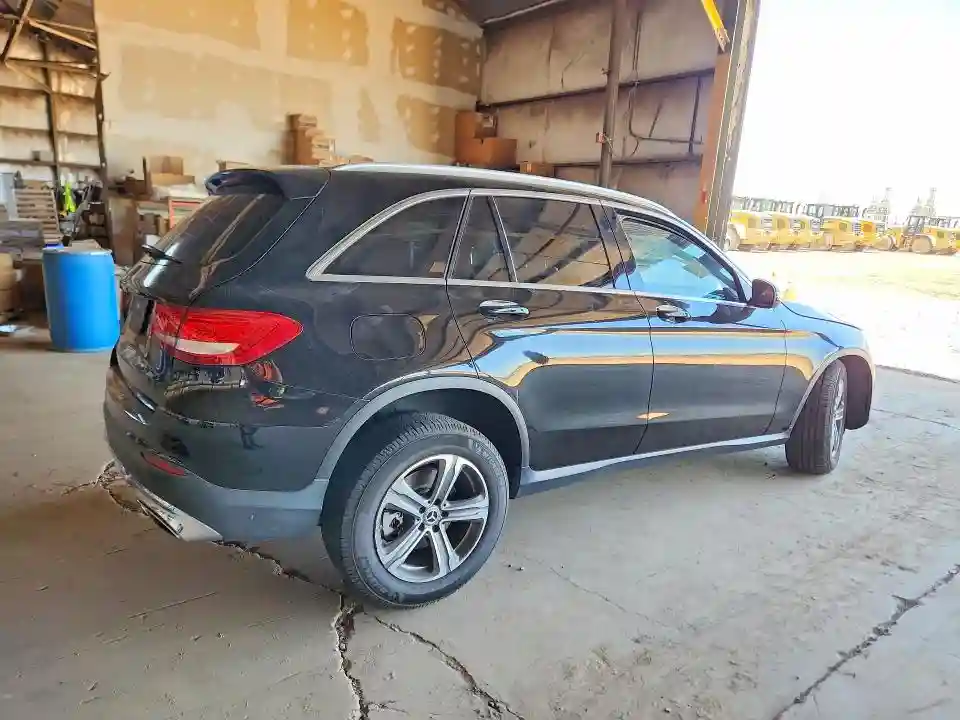 WDC0G4JB0JV038183 2018 MERCEDES-BENZ GLC-CLASS-2