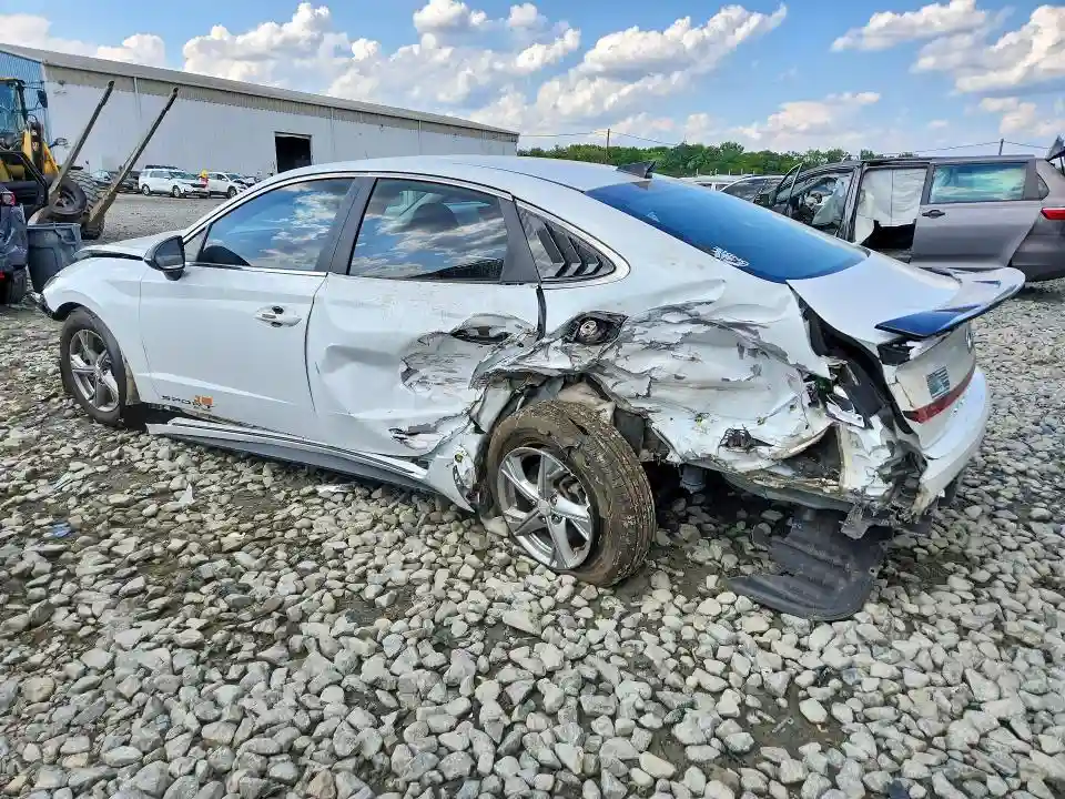 5NPEG4JA2MH075467 2021 TRIUMPH CAR SONATA SE-1