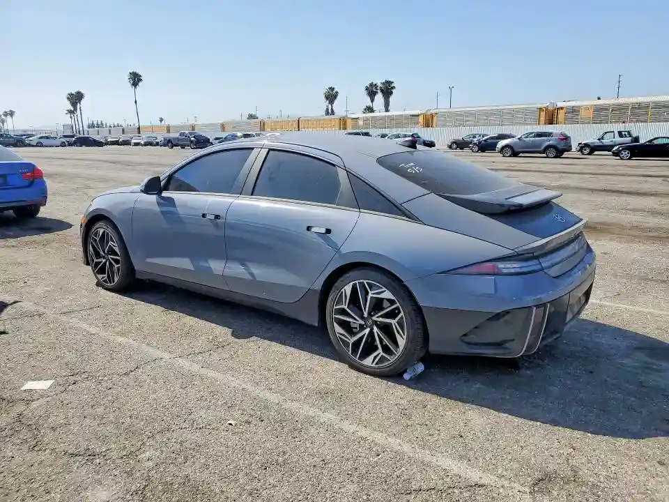 KMHM34AA0PA021048 2023 HYUNDAI IONIQ 6 SE-1