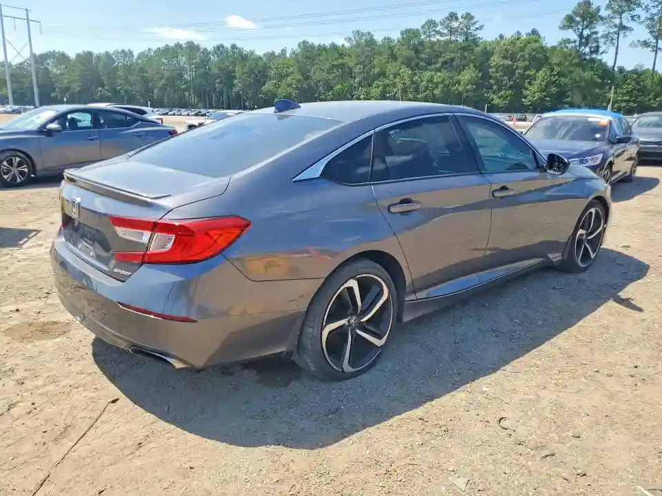 1HGCV1F3XJA056272 2018 HONDA ACCORD-2