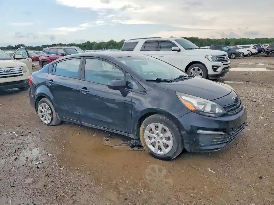 KNADM4A38H6005572 2017 KIA RIO-3