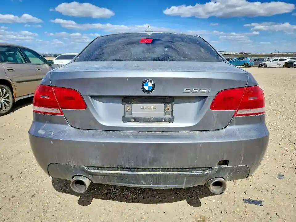 WBAWC7C59AE270573 2010 BMW 3 SERIES-5