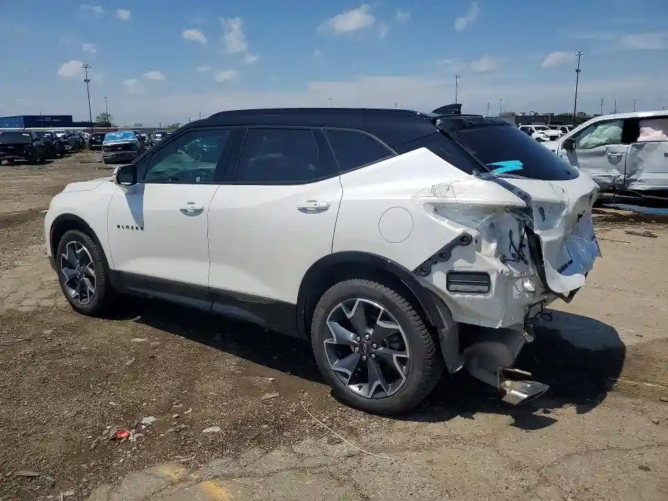 3GNKBKRS3NS185607 2022 CHEVROLET BLAZER-1