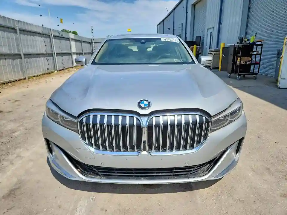WBA7T2C02LCE39345 2020 BMW 7 SERIES-4