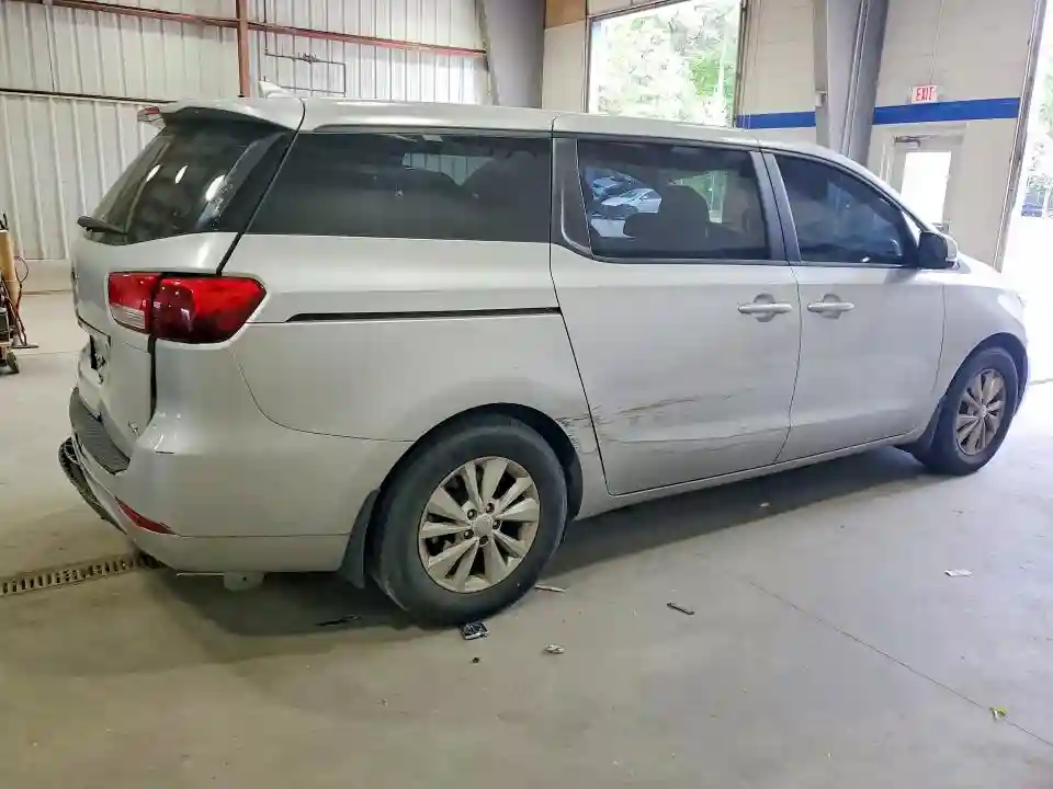 KNDMB5C15J6349912 2018 KIA SEDONA-2
