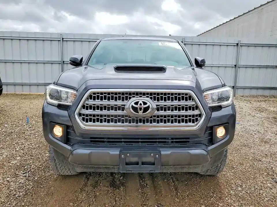 3TMCZ5AN8HM070607 2017 TOYOTA TACOMA-4