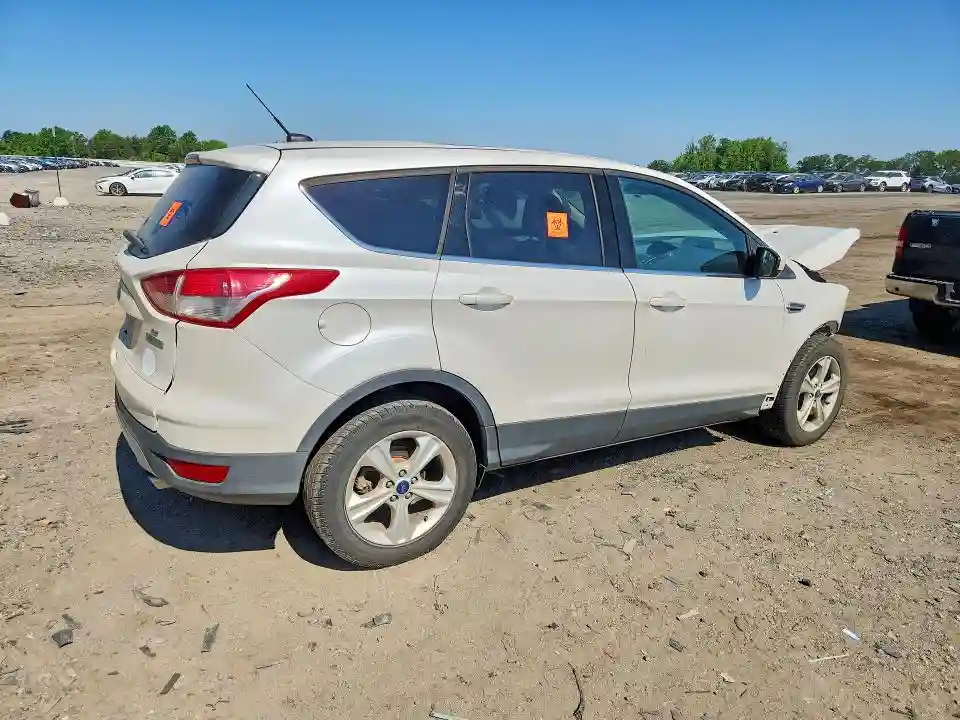 1FMCU0GX8FUB00378 2015 FORD ESCAPE-2