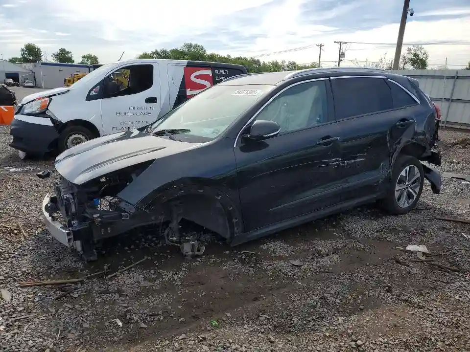 KNDCC3LG8N5153718 2022 KIA-0