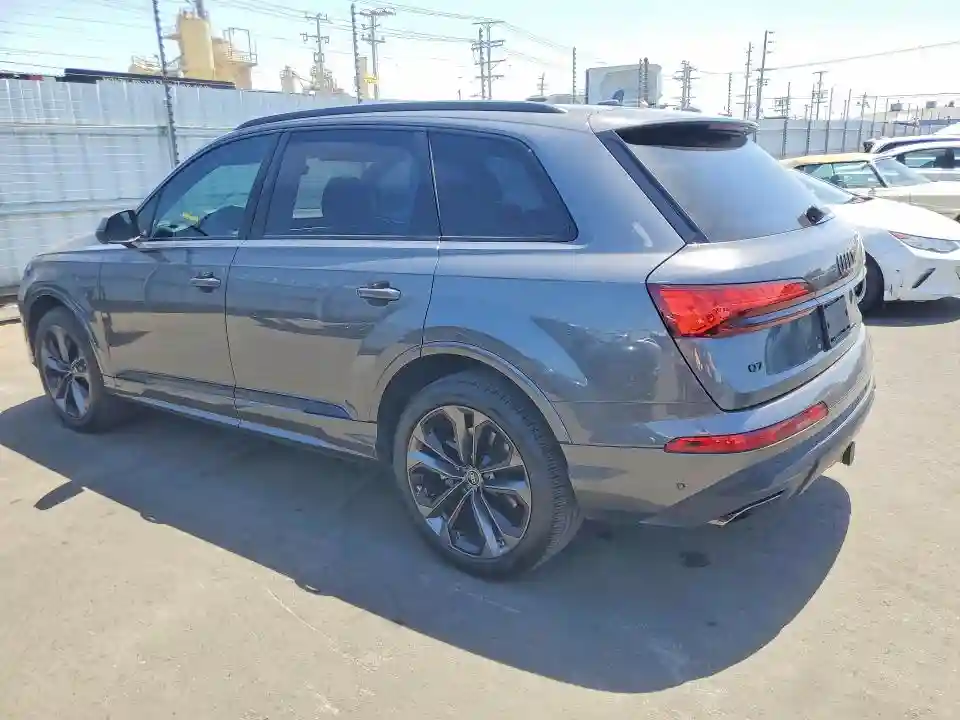 WA1LVBF78SD005015 2025 AUDI Q7-1