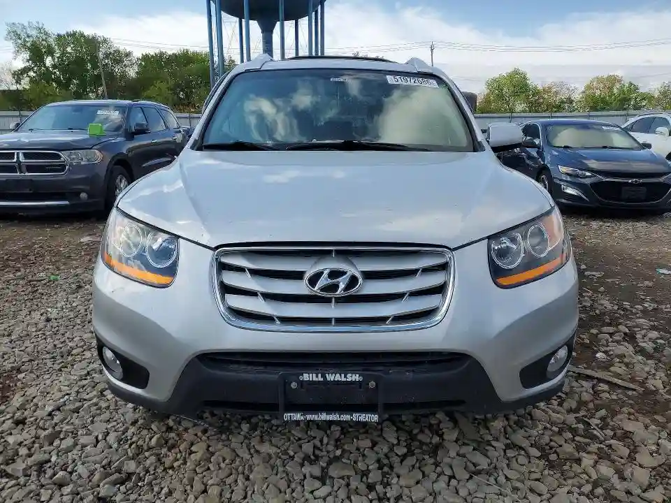 5XYZKDAG9BG069173 2011 HYUNDAI SANTA FE L-4