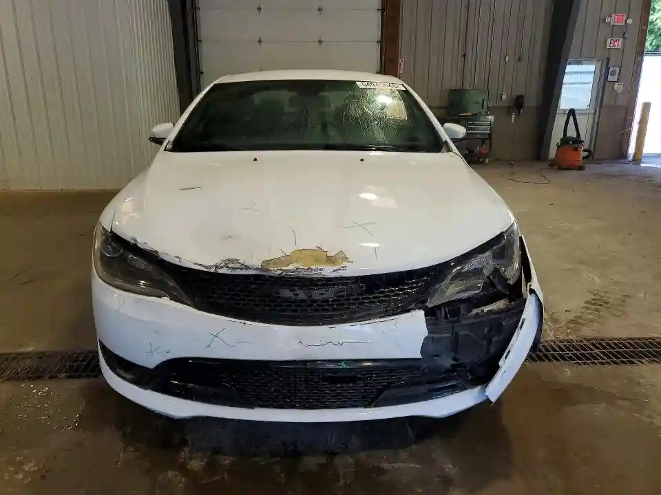 1C3CCCDG6FN556861 2015 CHRYSLER 200-4