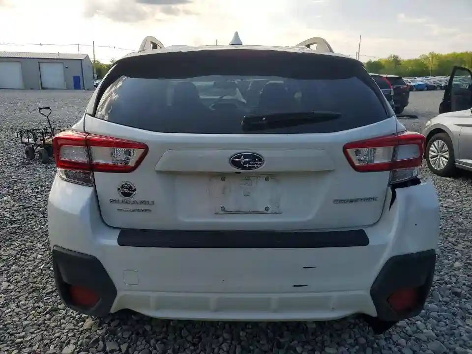 JF2GTADC2JH207705 2018 SUBARU CROSSTREK-5