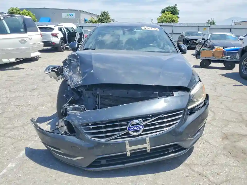 YV140MFK8F2357046 2015 VOLVO S60-4