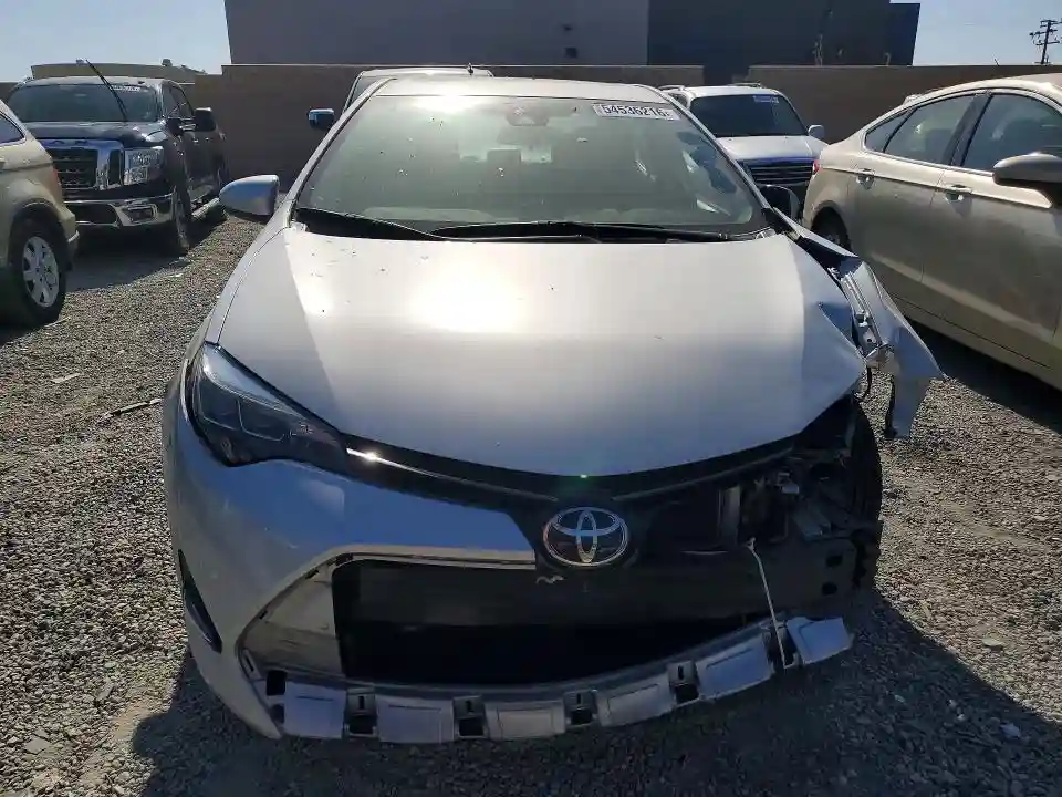 5YFBURHE2JP795352 2018 TOYOTA COROLLA-4