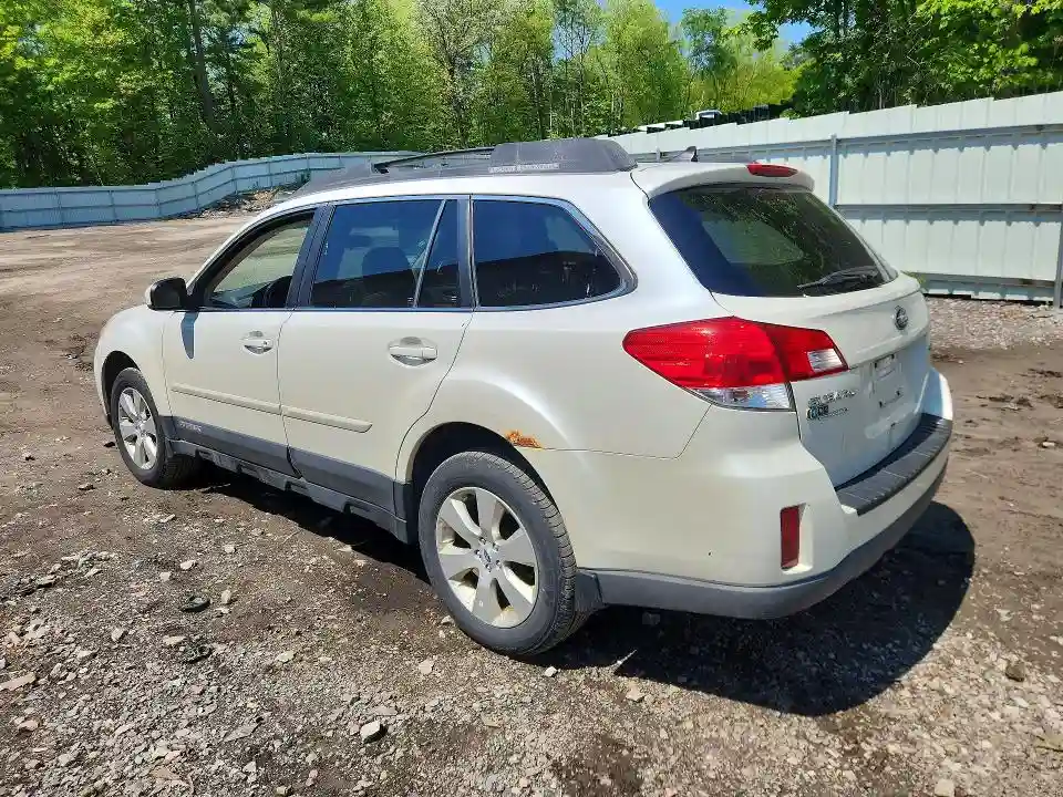 4S4BRBJC1C3207031 2012 SUBARU OUTBACK-1