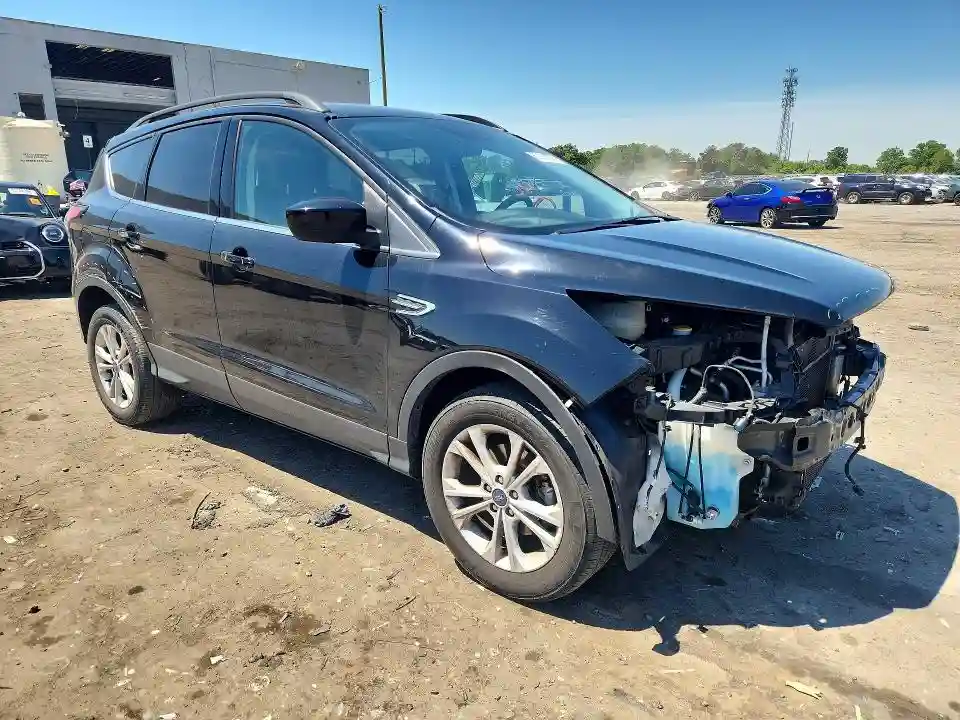 1FMCU0GD2JUC67494 2018 FORD ESCAPE-3