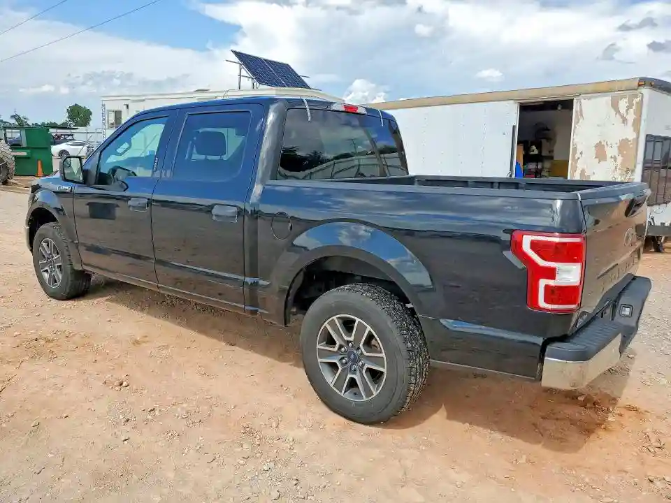 1FTEW1CB4JFD16197 2018 FORD F150-1