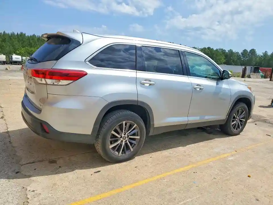 5TDKZRFH4KS550625 2019 TOYOTA HIGHLANDER-2