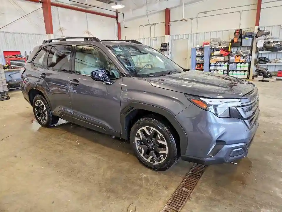 JF2SLDDC0SH454685 2025 SUBARU FORESTER-3