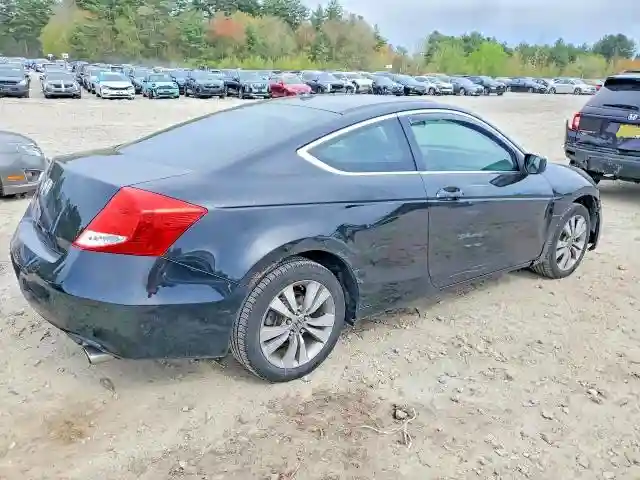 1HGCS1B80BA005245 2011 HONDA ACCORD-2