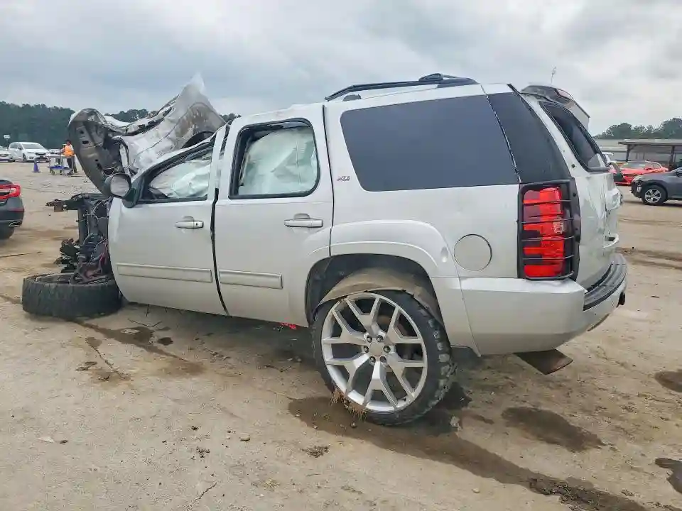 1GNUKBE0XAR173755 2010 CHEVROLET TAHOE-1
