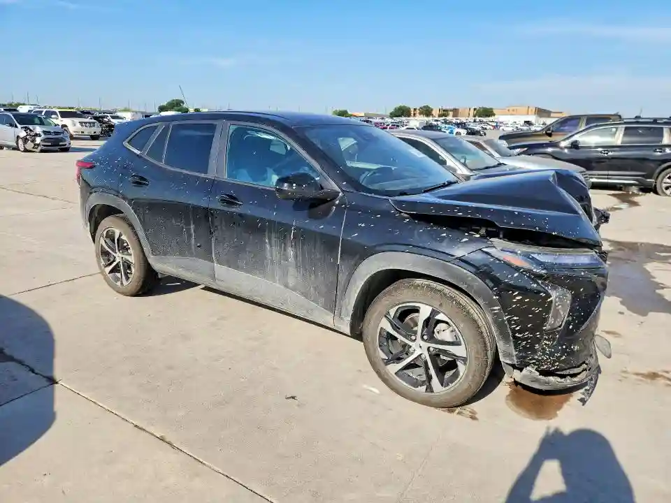 KL77LGE2XRC237077 2024 CHEVROLET TRAX-3