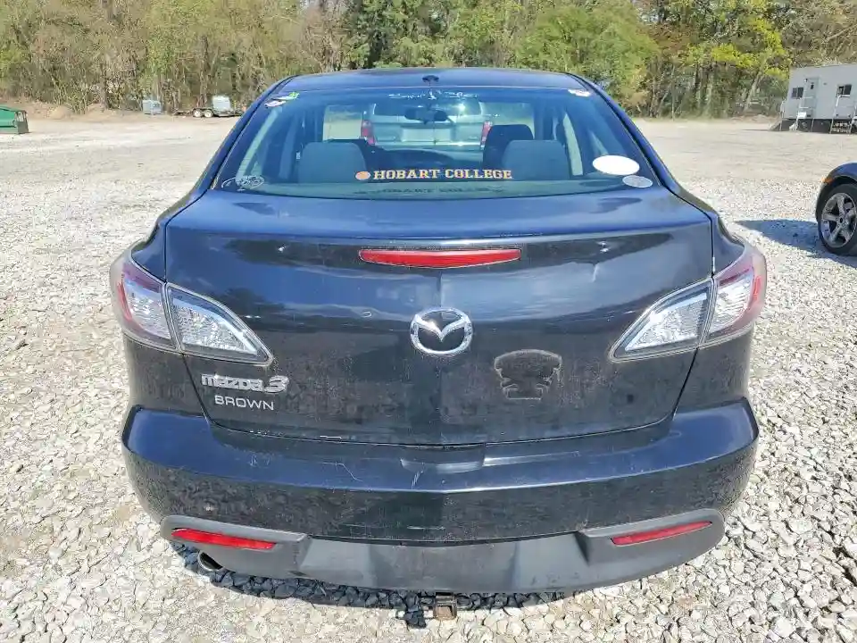 JM1BL1SF9A1231563 2010 MAZDA 3-5