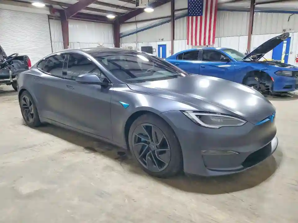 5YJSA1E50TF553818 2026 TESLA MODEL S-3