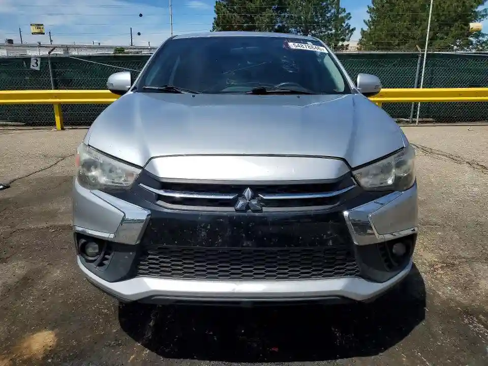 JA4AR3AU4JU025033 2018 MITSUBISHI OUTLANDER-4