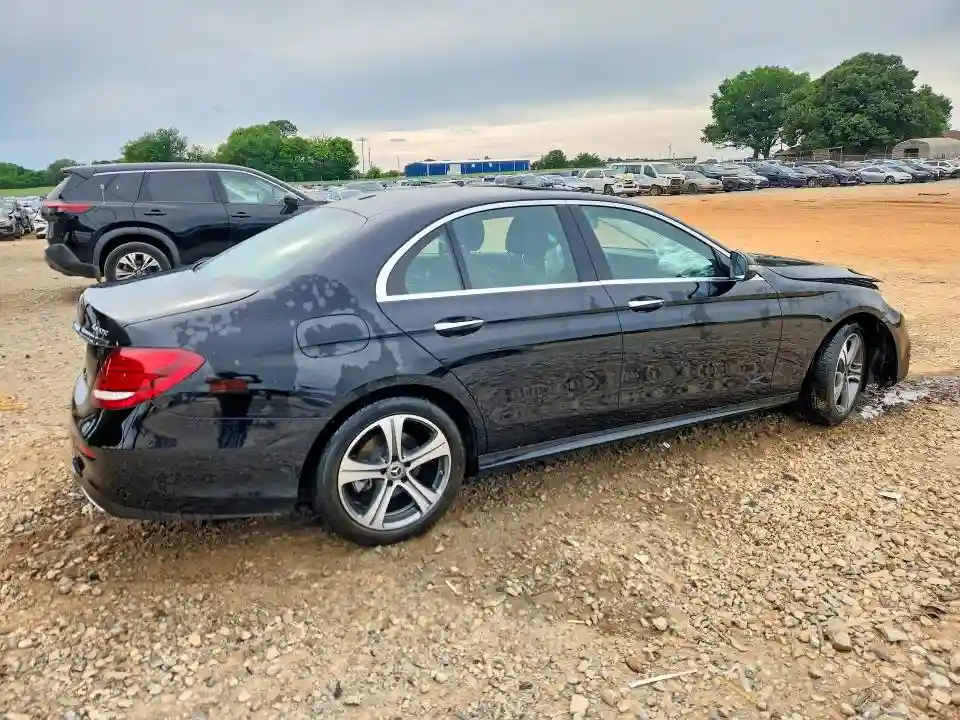 WDDZF4KB6KA627476 2019 MERCEDES-BENZ E-CLASS-2