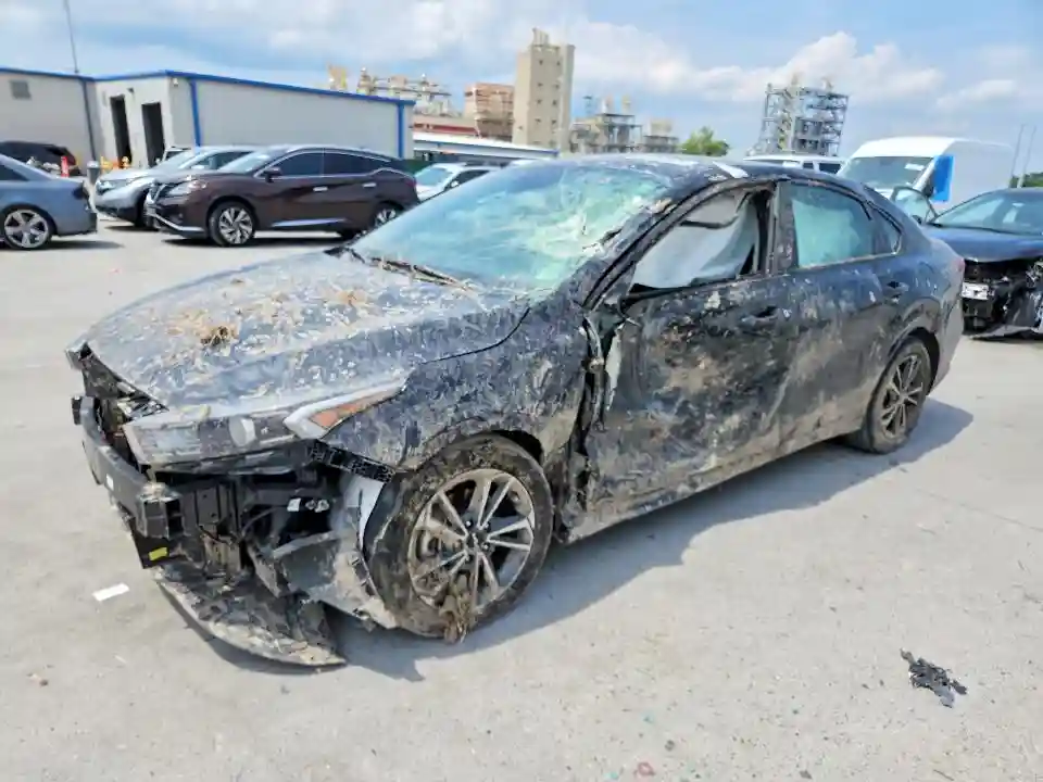 3KPF24AD6RE749158 2024 KIA FORTE LXS-0