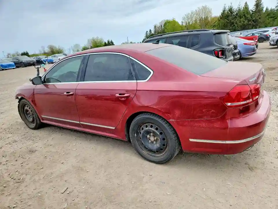 1VWBV7A38FC033392 2015 VOLKSWAGEN PASSAT-1